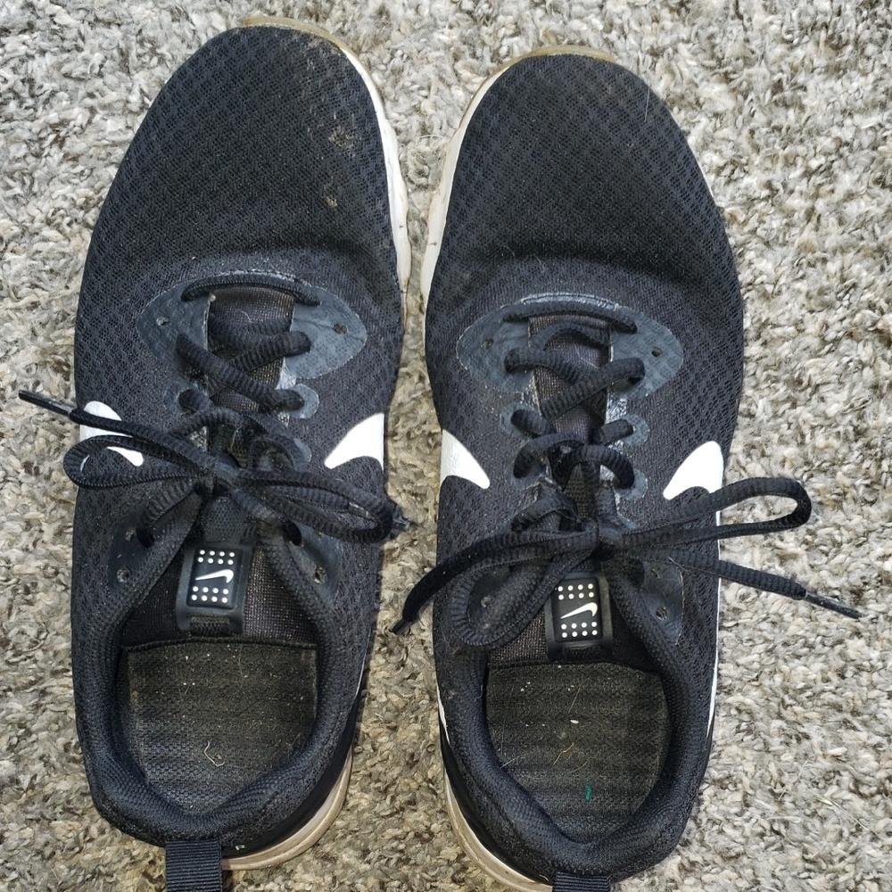 Nike Black Athletic Shoes